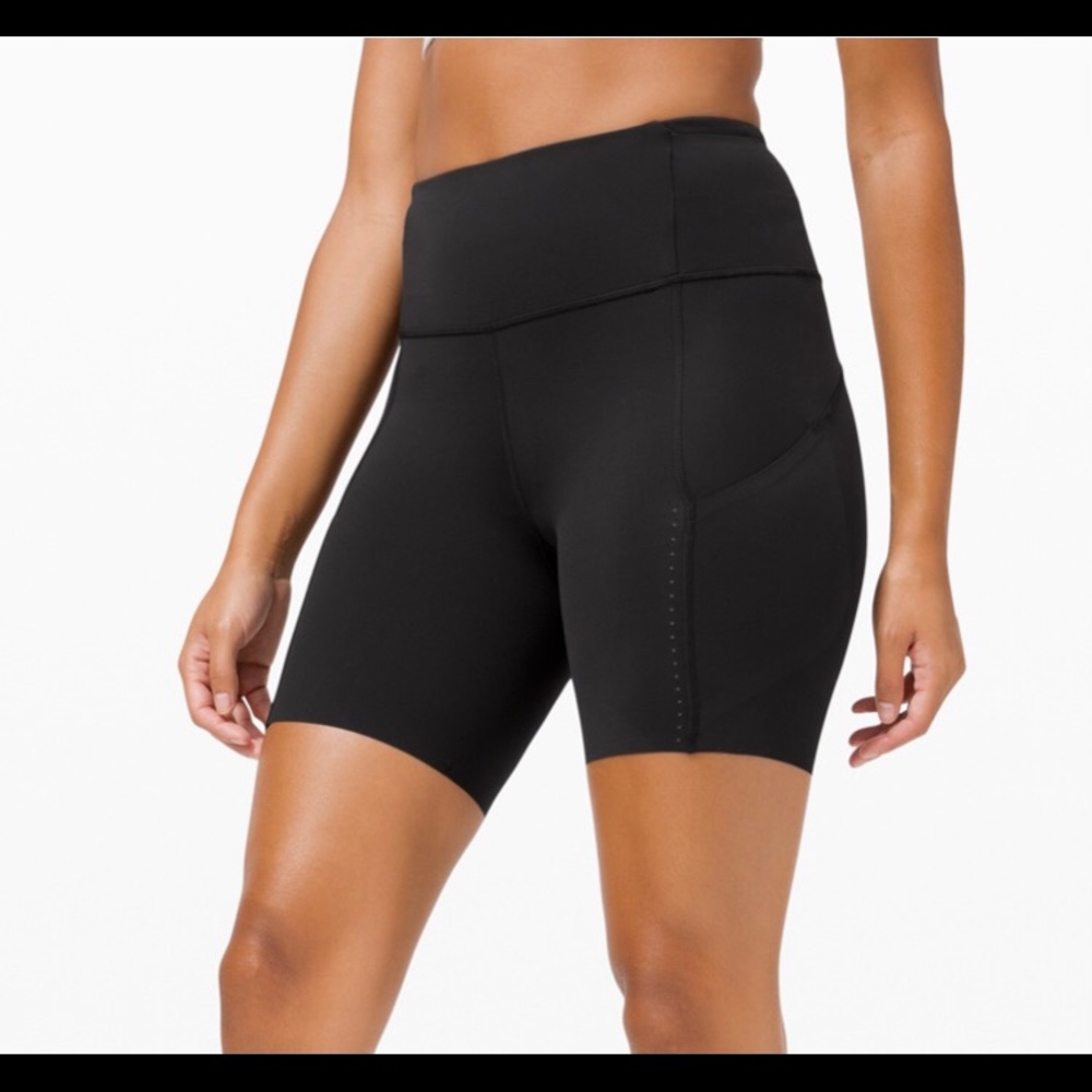 Lululemon shorts fast and free high rise 6’ size 8